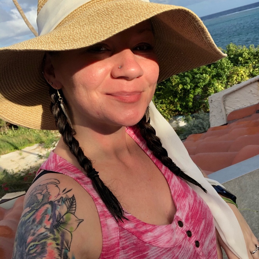 Meet your Posher, Amy